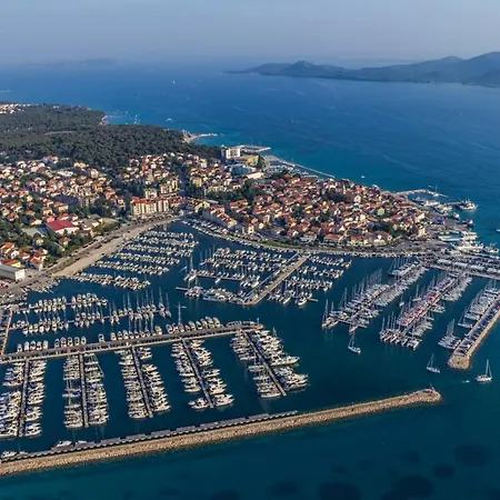Room In Biograd Na Moru With Balcony, Air Conditioning, Wifi 4948-4